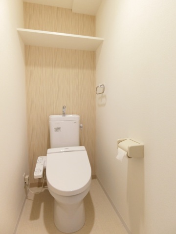 トイレ　洗浄便座付き