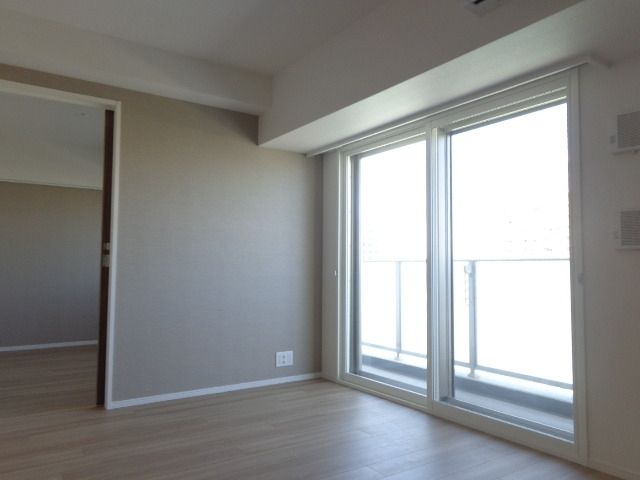 居室・リビング　洋室〈参考）