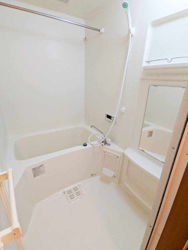 バス・シャワールーム　図面と現状に相違がある場合には現状を優先