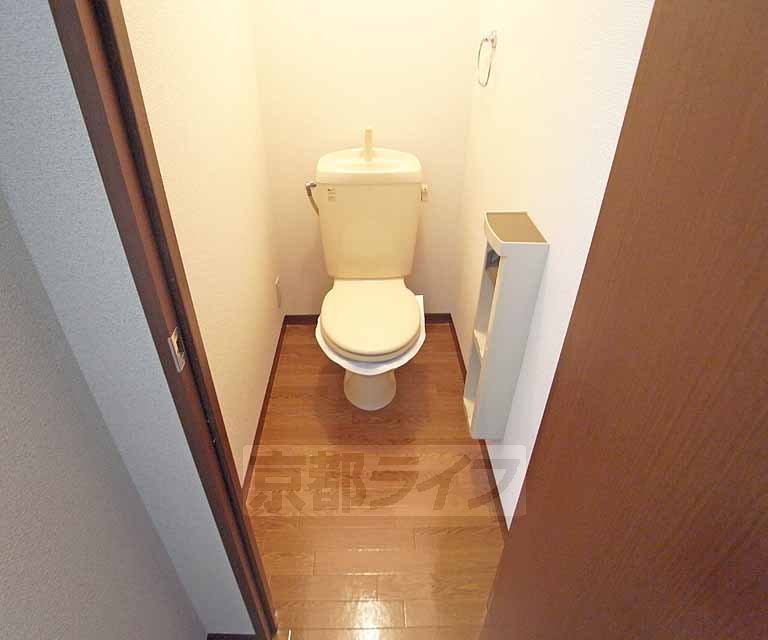 トイレ　清潔感のあるトイレです。