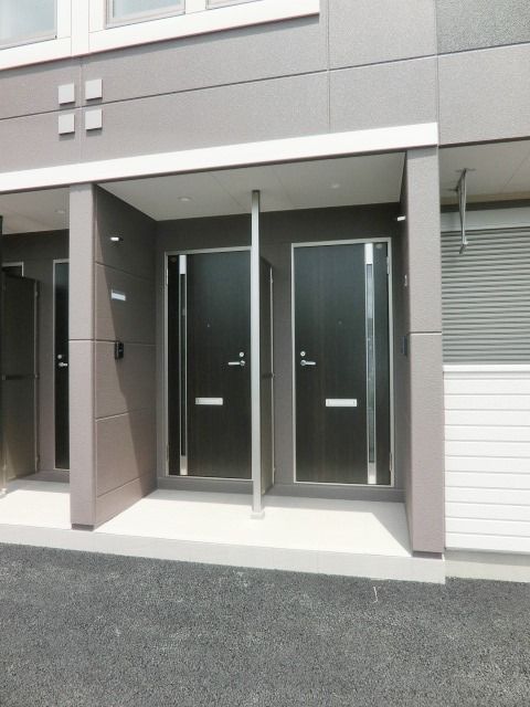 エントランス　建物入口部分です