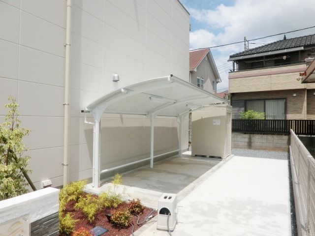 その他共有部分　屋根付きの駐輪場