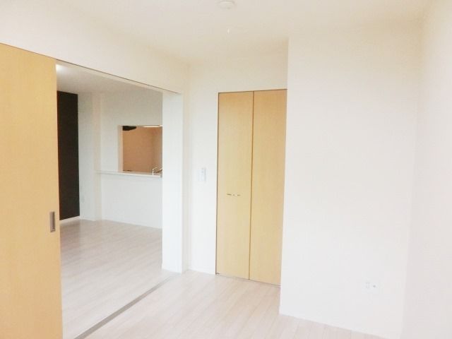 その他部屋・スペース　こちらのお部屋にウォークインクローゼットがあります