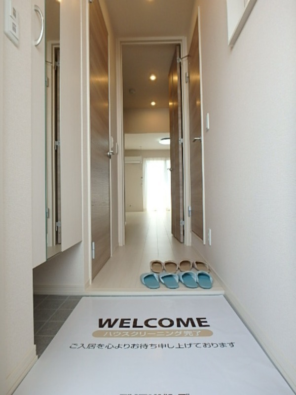 玄関　図面と現状に相違がある場合には現状を優先