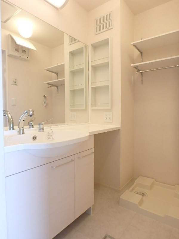 洗面設備　図面と現状に相違がある場合には現状を優先