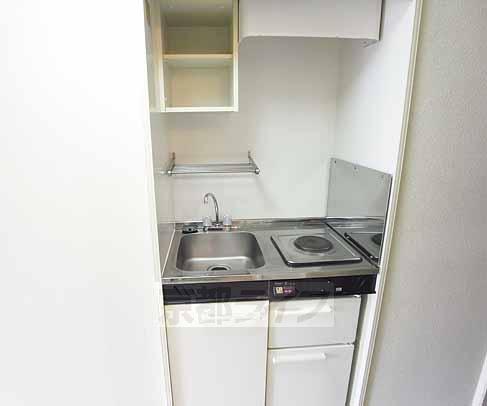 キッチン　コンパクトなキッチンですよ・