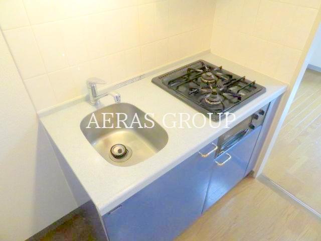 キッチン　同間取り別部屋