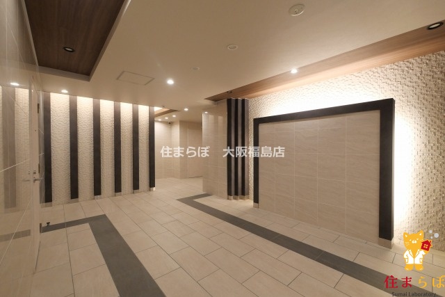 エントランス　共用部の印象も大切に