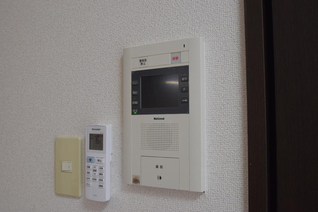 セキュリティ　カメラ付インターホン