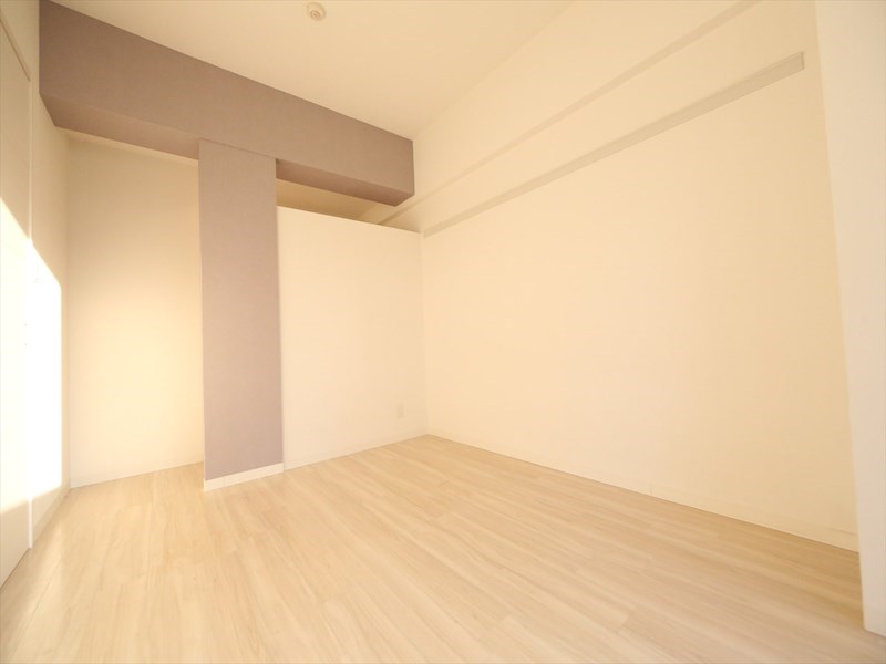 その他部屋・スペース　洋室6帖　ウォークインクローゼット付（収納充実してます）