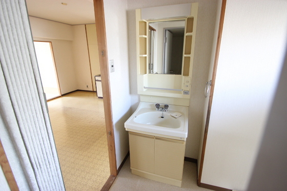 洗面設備　※別室の写真です