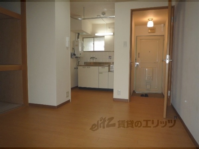 居室・リビング　リビング