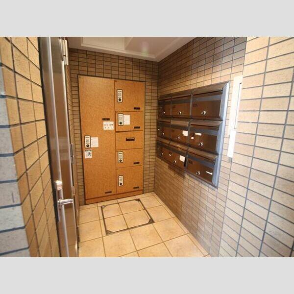 ロビー　★お問い合わせは044-299-8985★