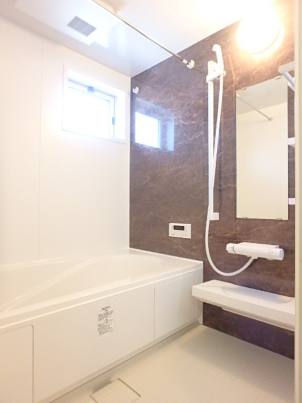 バス・シャワールーム　図面と現状に相違がある場合には現状を優先