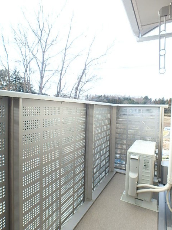 バルコニー　図面と現状に相違がある場合には現状を優先