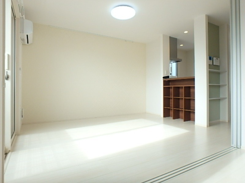 居室・リビング　図面と現状に相違がある場合には現状を優先