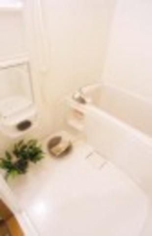 バス・シャワールーム　★設備・収納充実した築浅1Ｋ★