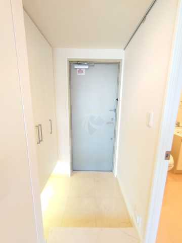 玄関　パークアクシス御茶ノ水ステージ