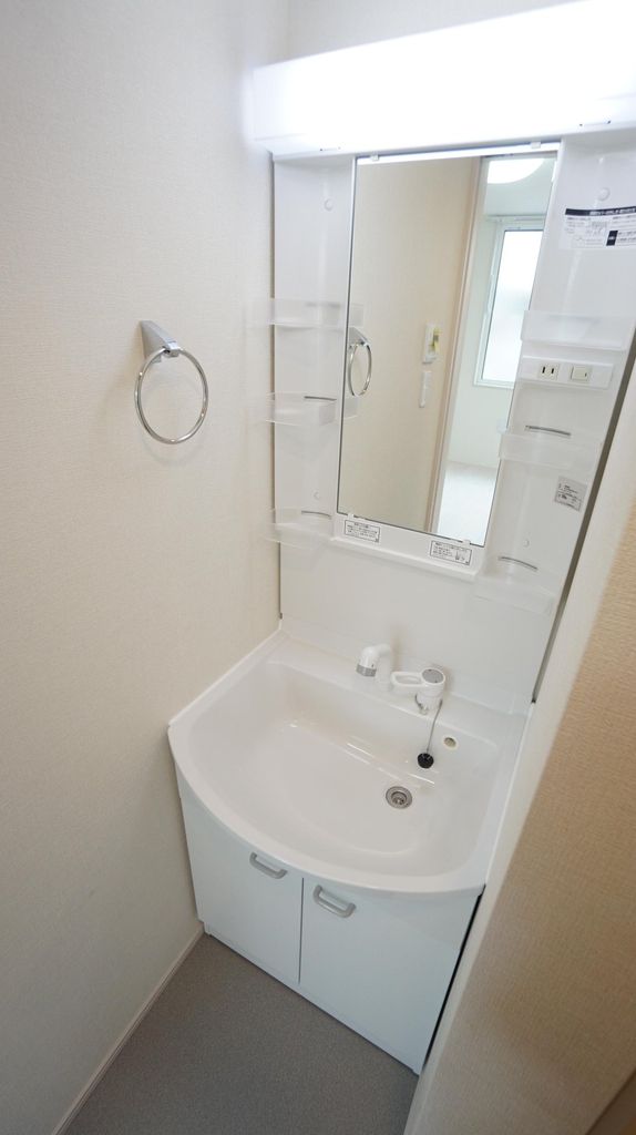 洗面設備　同施工の参考写真