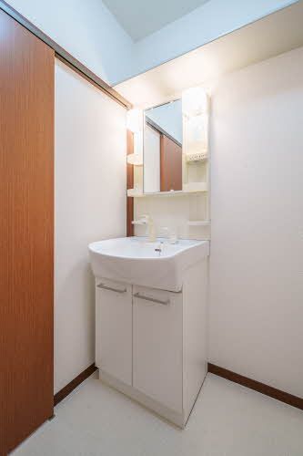 洗面設備　洗面化粧台