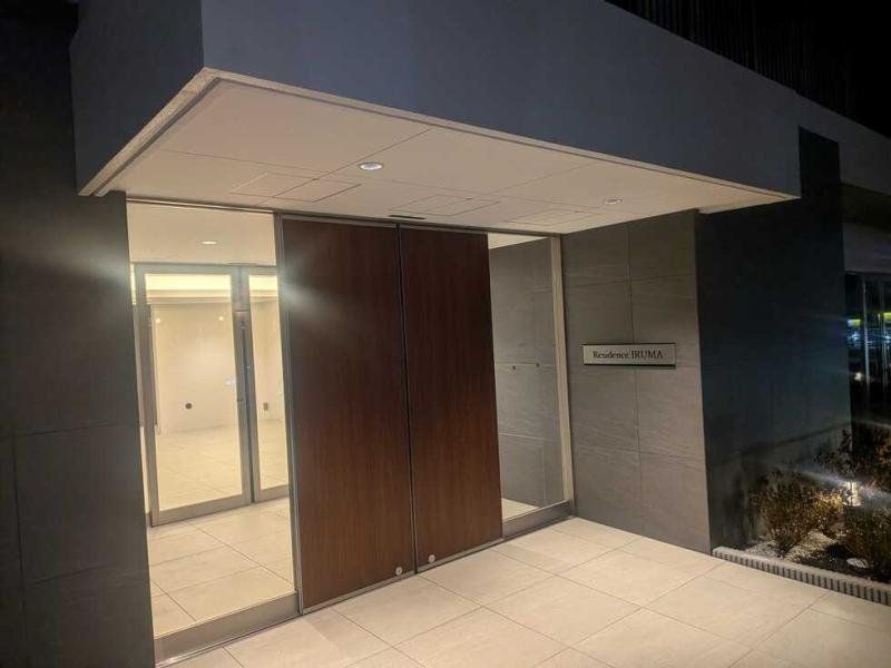 エントランス　エントランス