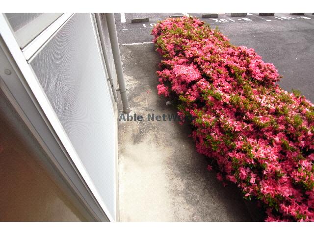 バルコニー　テラス