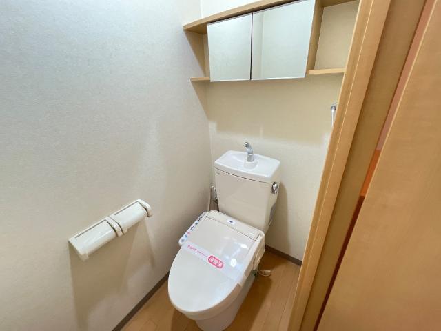 トイレ　シャワー付トイレ