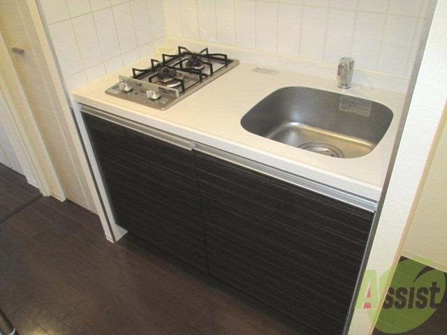 キッチン　２口カスコンロシステムキッチンです