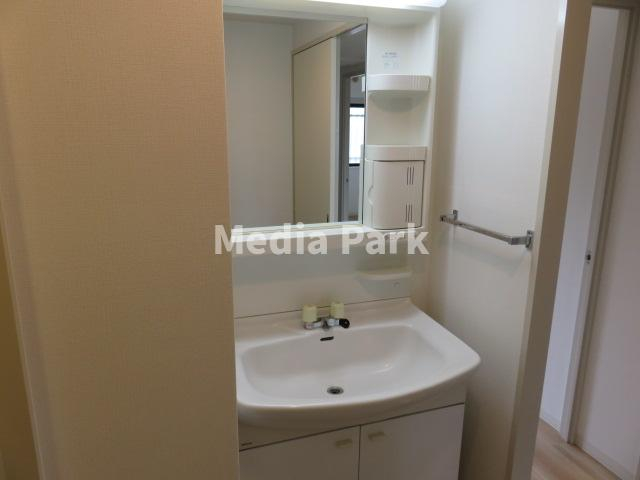 洗面設備　同物件別のお部屋の参考写真です。