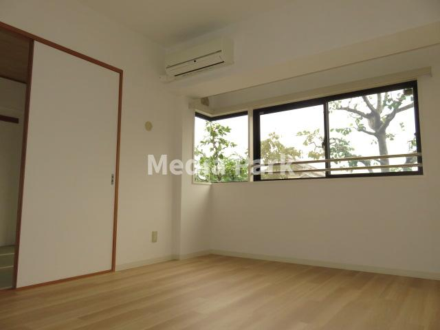 居室・リビング　同物件別のお部屋の参考写真です。