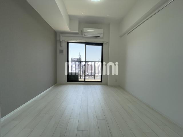 居室・リビング　１０階同一間取り写真