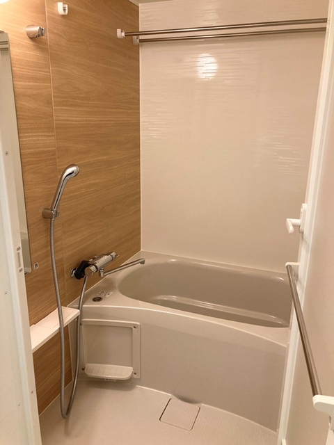 バス・シャワールーム　※写真は同タイプ住戸です。