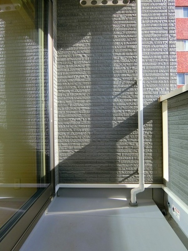 バルコニー　図面と現状に相違がある場合には現状を優先