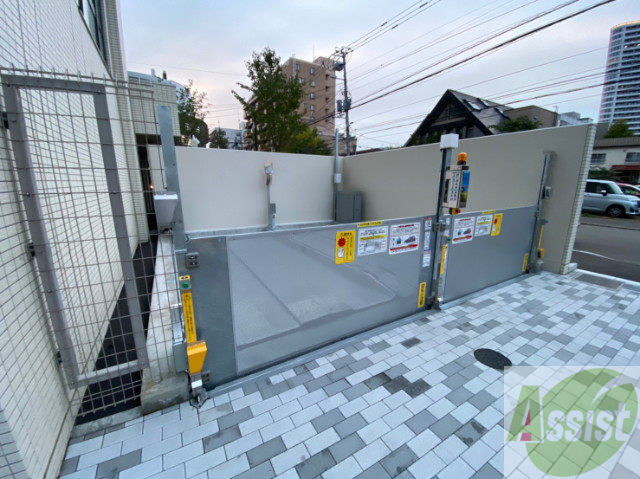 駐車場　駐車場