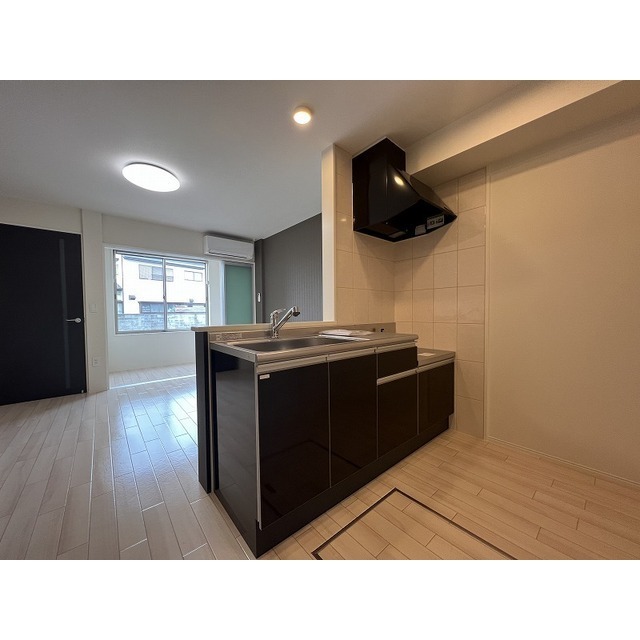 キッチン　他室の写真となります