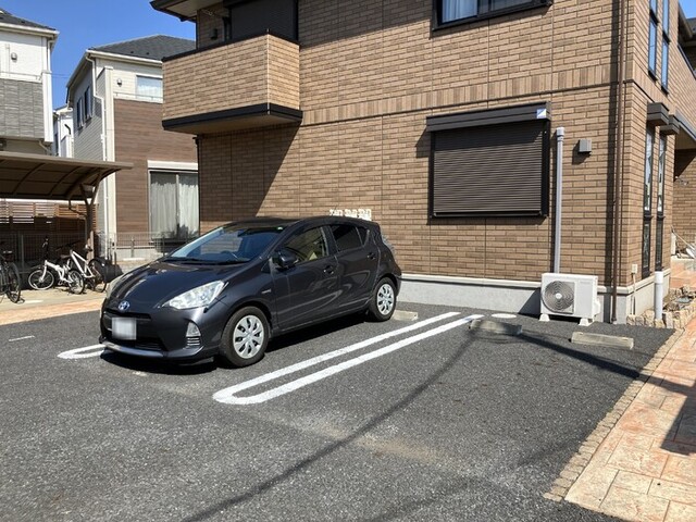 駐車場　駐車場