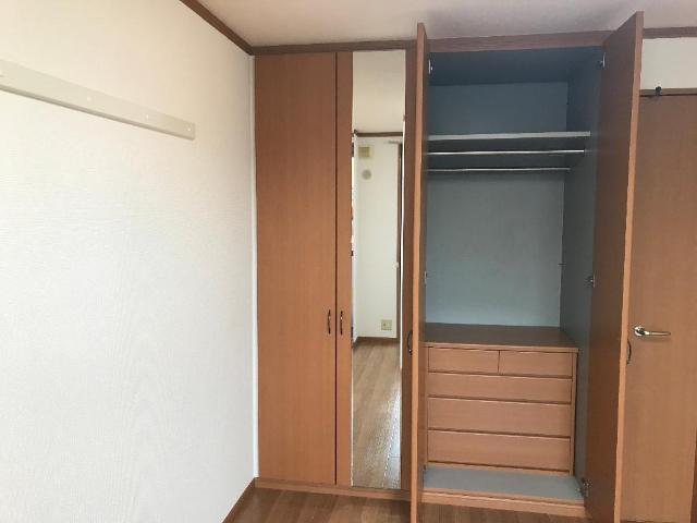 収納　クローゼット