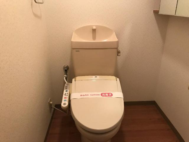 トイレ　シャワー付トイレ