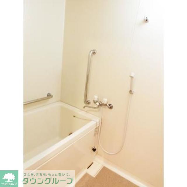 バス・シャワールーム　※写真は同タイプ住戸です。