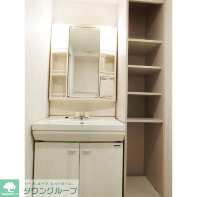 洗面設備　※写真は同タイプ住戸です。