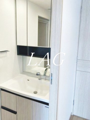 洗面設備　洗面台です。