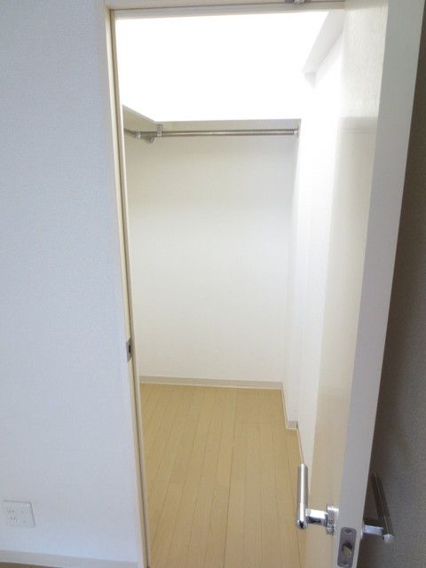 収納　★ウォークインクローゼット★
