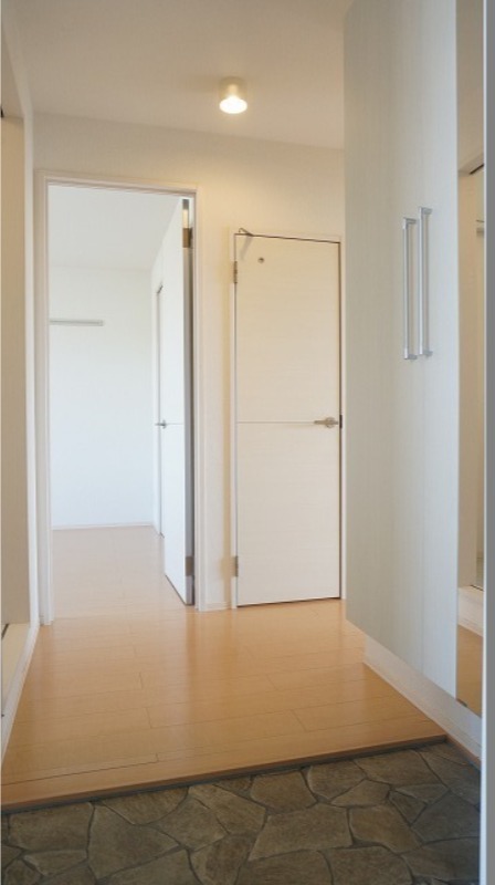 玄関　図面と現状に相違がある場合には現状を優先