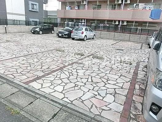 駐車場　カースペースがあります