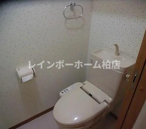 トイレ　トイレもきれいです
