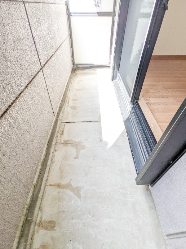 バルコニー　図面と現状に相違がある場合には現状を優先