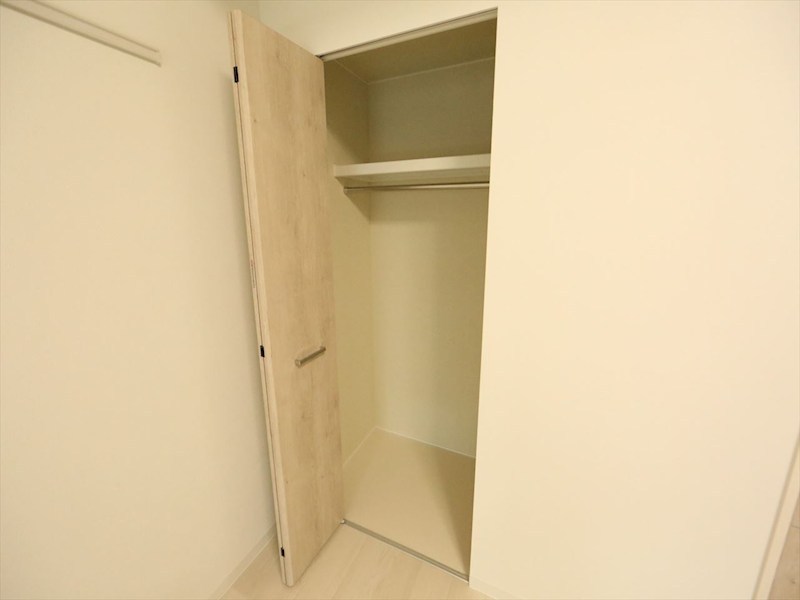 収納　クローゼット付