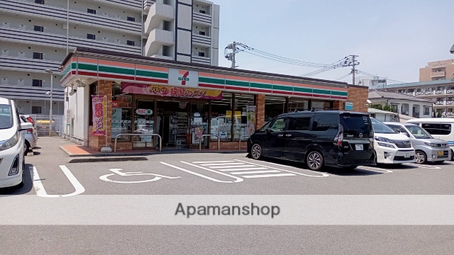 コンビニ　セブンイレブン博多板付7丁目店（コンビニ）まで286m