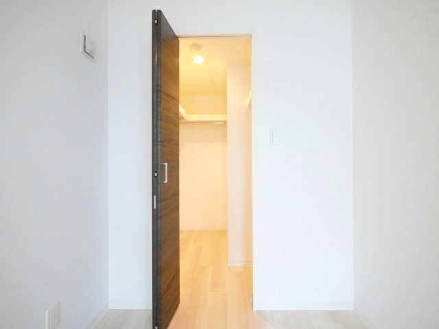 収納　ウォークインクローゼットです♪