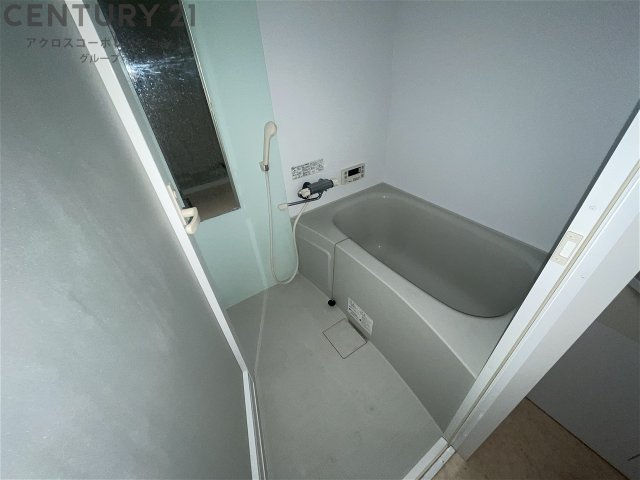 バス・シャワールーム　シンプルで清潔感のある浴室です！